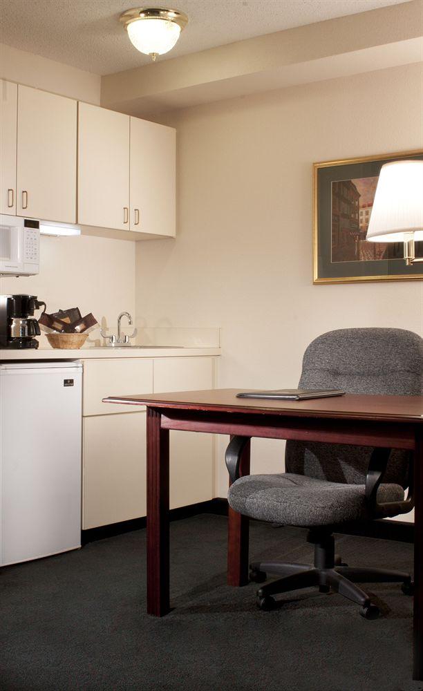Springhill Suites By Marriott Atlanta Кеннесо Екстер'єр фото