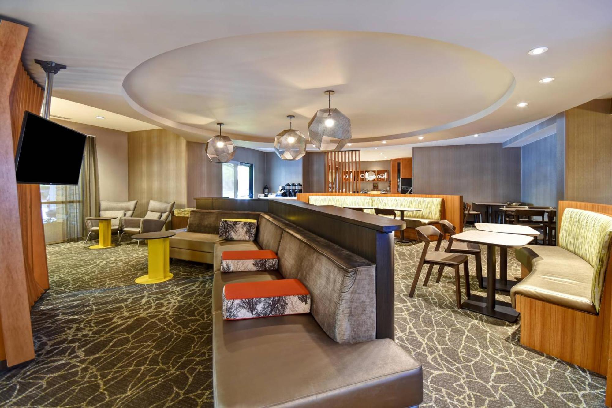 Springhill Suites By Marriott Atlanta Кеннесо Екстер'єр фото