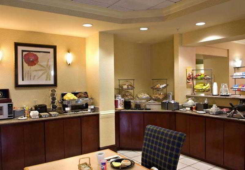 Springhill Suites By Marriott Atlanta Кеннесо Екстер'єр фото